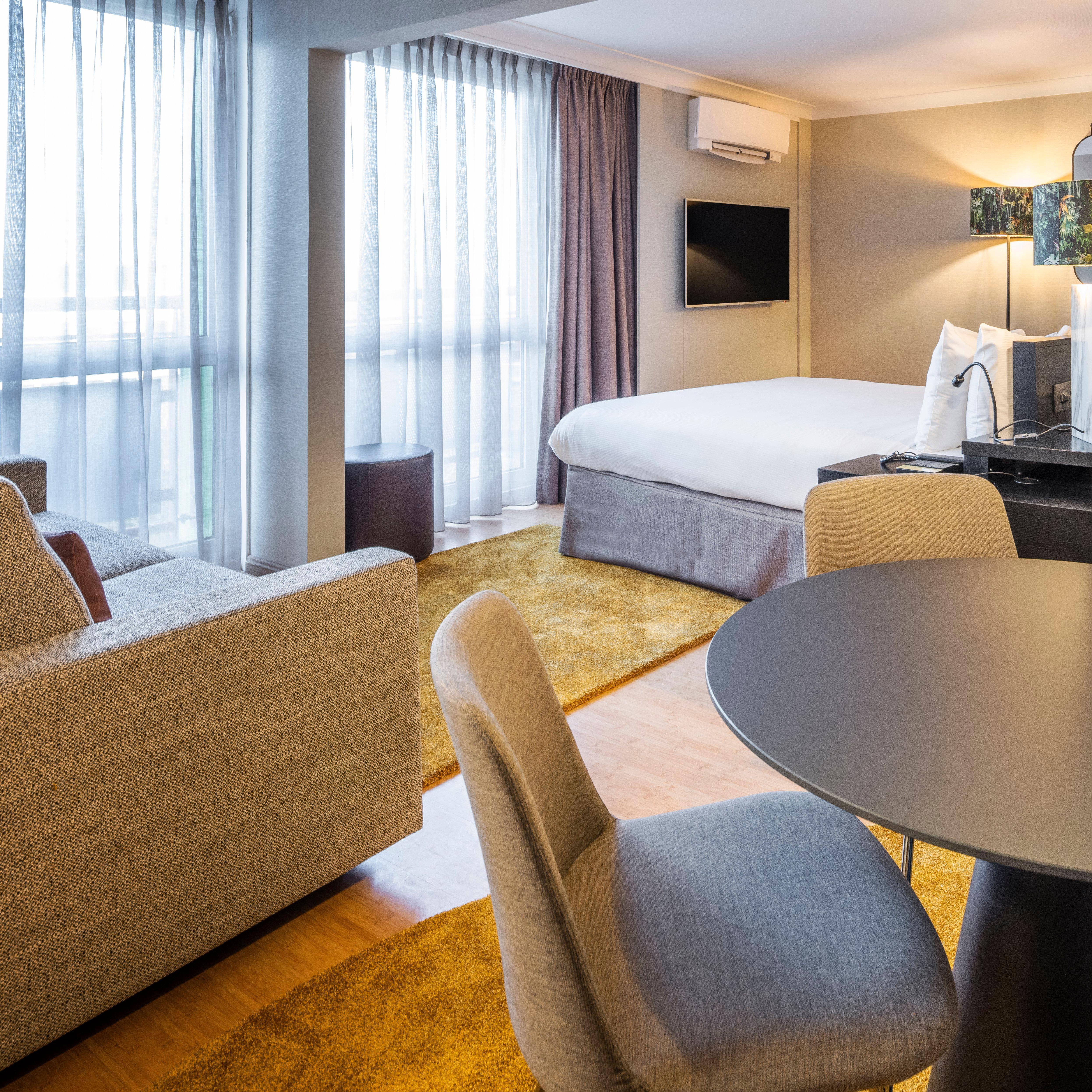 Hotel Brussels Airport By Ihg 4*